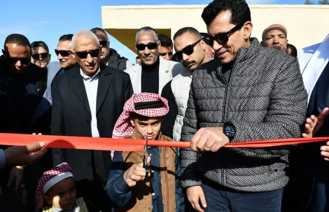 وزير الرياضة ومحافظ شمال سيناء يفتتحان أعمال تطوير مركز شباب أبو طويلة