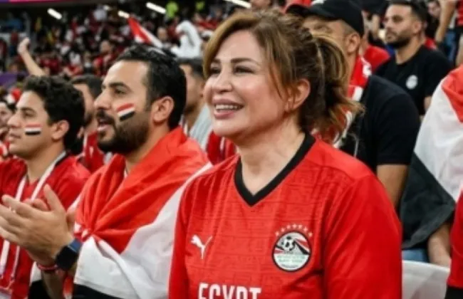 إلهام شاهين تدعم منتخب مصر: يا رب يوفقنا ويفرح قلوب كل المصريين