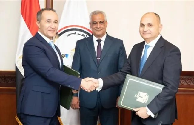 وزير الدولة للإنتاج الحربي يشهد توقيع مذكرة تفاهم بين «تويا تكنولوجي» وIntel