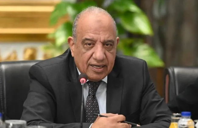 وزير الكهرباء: رفع مستهدف الطاقة المتجددة لـ45٪ بحلول 2028