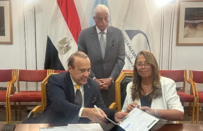 خالد فودة يشهد توقيع اتفاقية تعاون بين الاتحاد المصري للدارتس ونادي بايونيرز