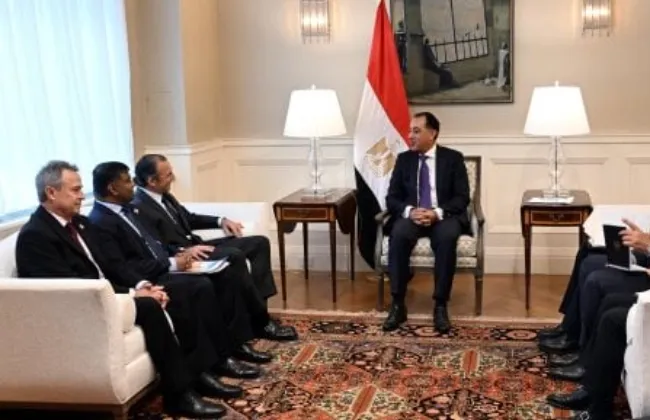 رئيس الوزراء يلتقى وفد شركة شيفرون العالمية على هامش اجتماعات الأمم المتحدة