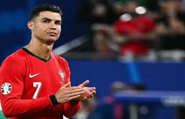 الاتحاد البرتغالي يفتح باب احتواء الأزمة بين رونالدو وجيسوس