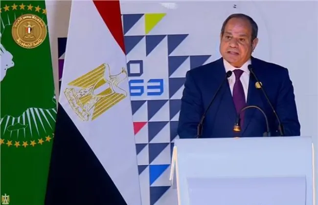 الرئيس السيسى ورؤساء الدول الأفريقية يتفقدون المعرض الاقتصادى