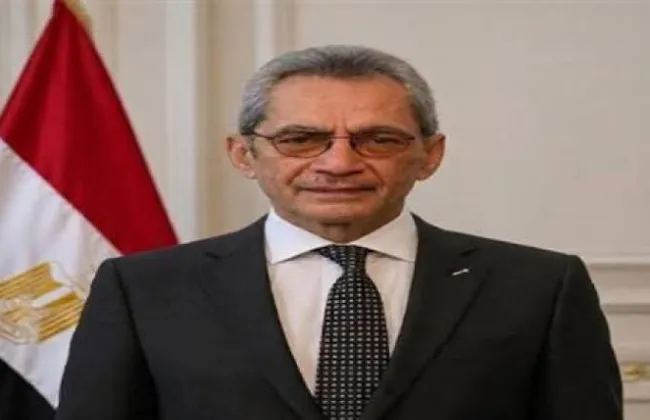 وزير شئون المجالس النيابية يهنئ الرئيس السيسي بذكرى انتصارات أكتوبر