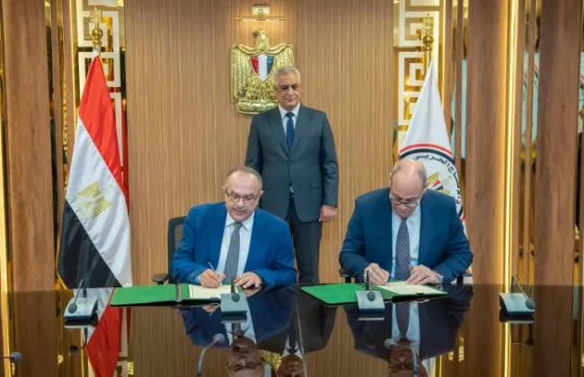 الإنتاج الحربي والمقاولون العرب يوقعان مذكرتي تفاهم لتعزيز التصنيع المشترك